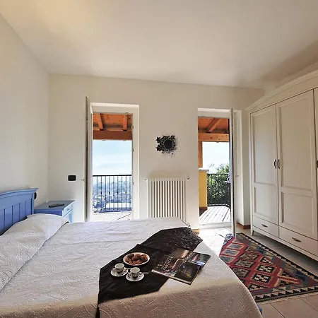 Daire Residenza Vercana Apartments *